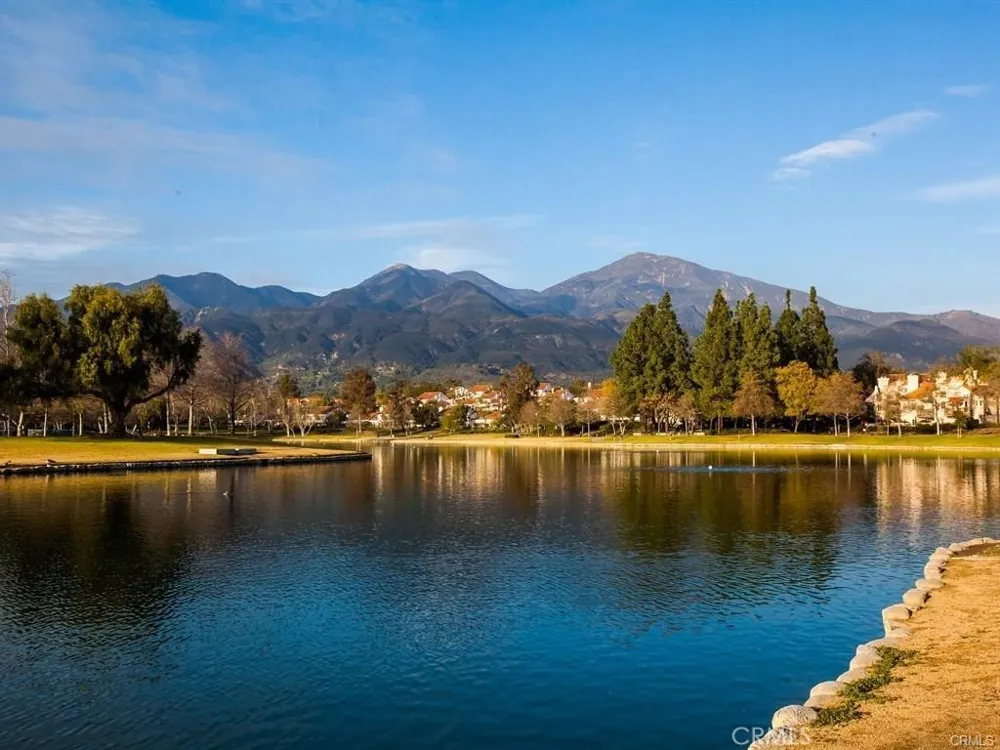 88 Montana Del Lago Rancho Santa Margarita, CA 92688