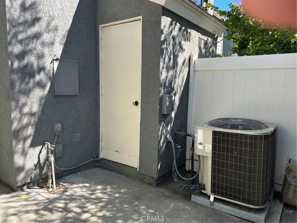 8760 Pine Crest Rancho Cucamonga, CA 91730