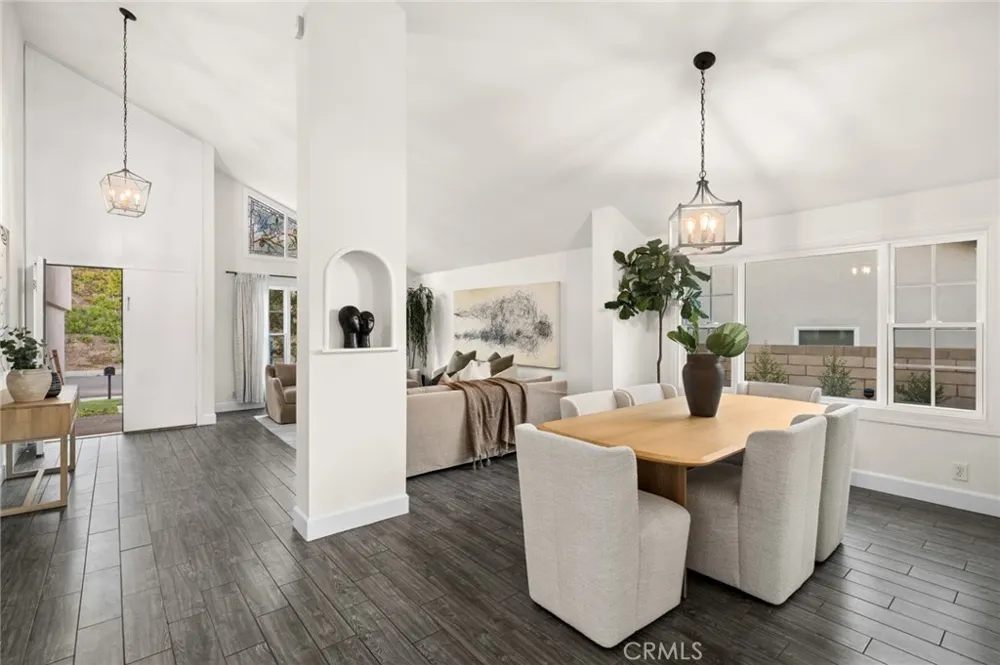 25182 Stockport Laguna Hills, CA 92653