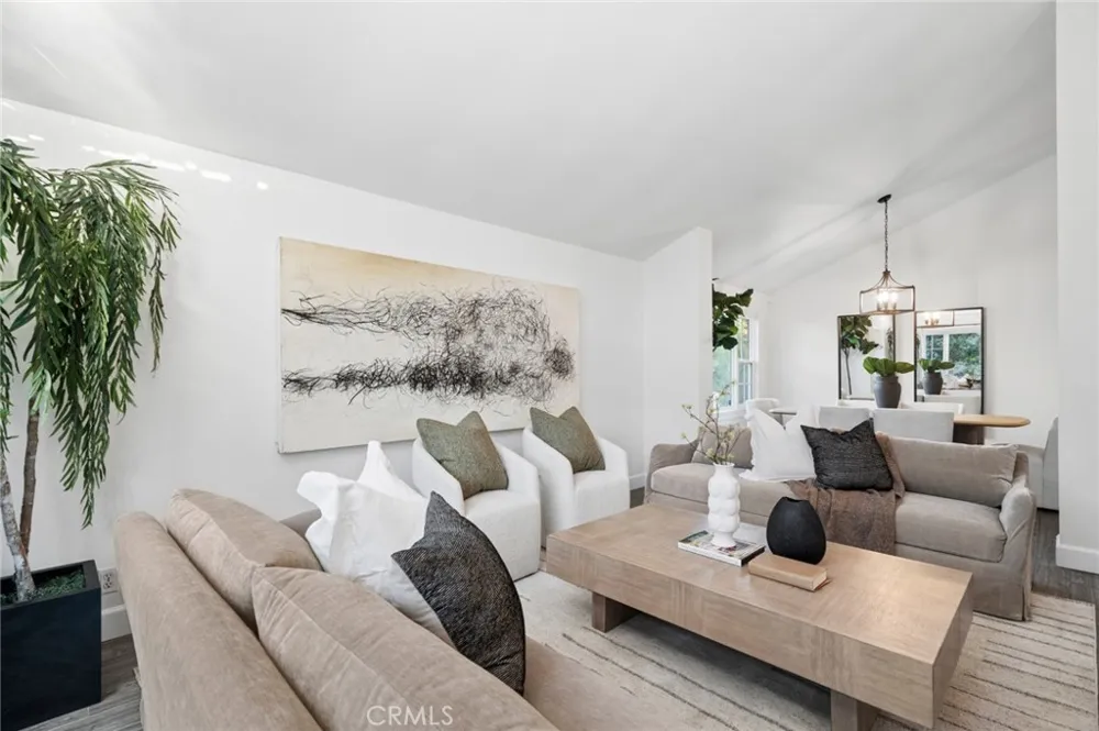 25182 Stockport Laguna Hills, CA 92653