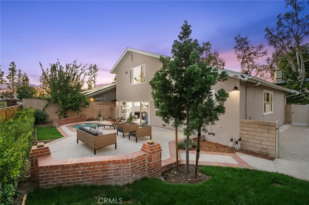25182 Stockport Laguna Hills, CA 92653