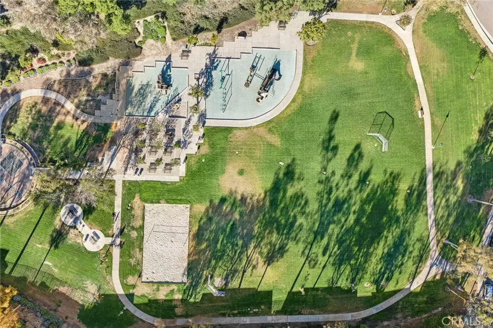 25182 Stockport Laguna Hills, CA 92653