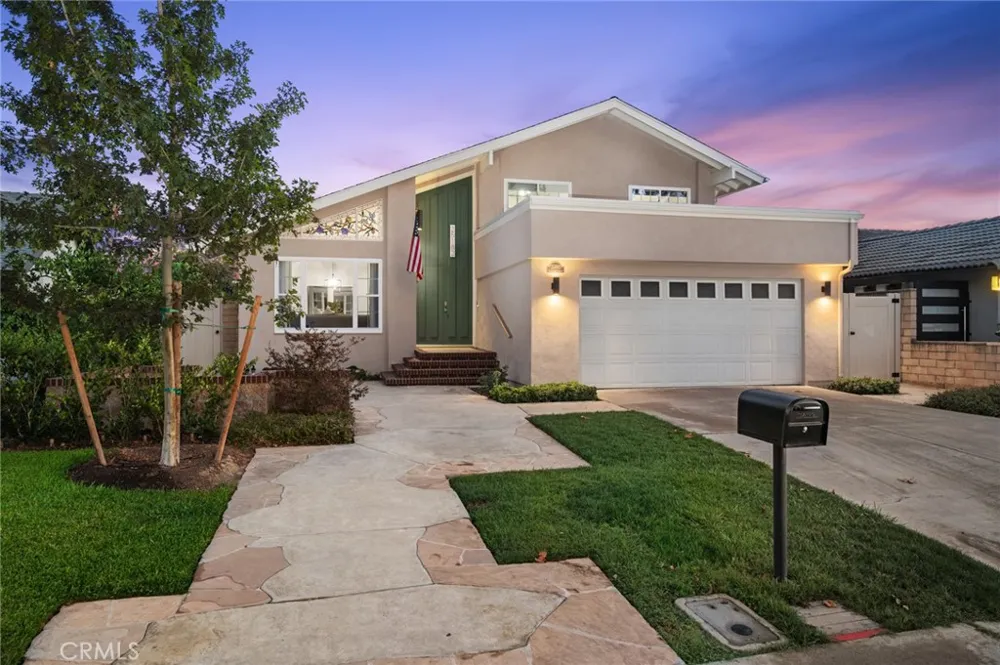 25182 Stockport Laguna Hills, CA 92653