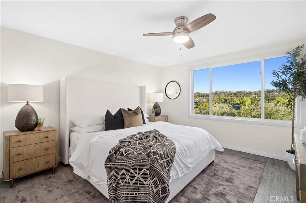 25182 Stockport Laguna Hills, CA 92653