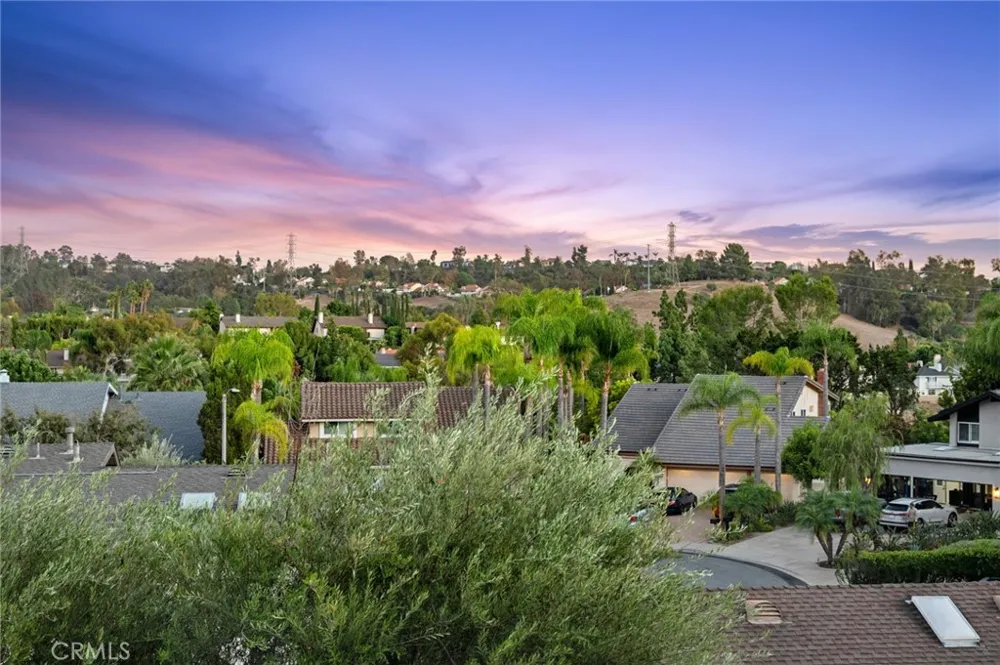 25182 Stockport Laguna Hills, CA 92653