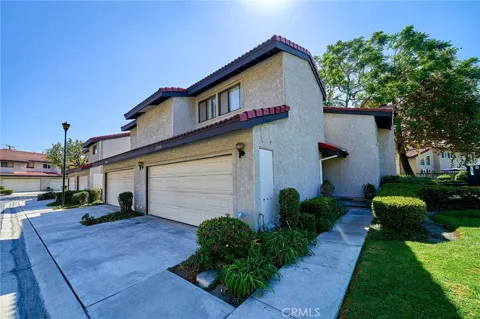 11900 Los Alisos Circle