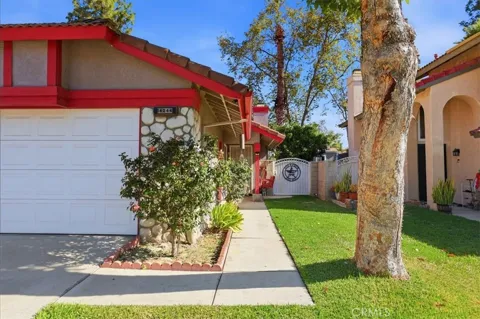 14244 Hillcrest