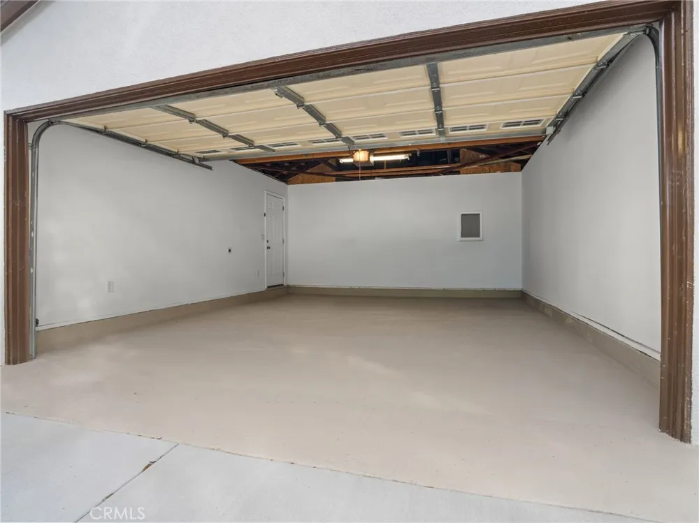 2422 Forest Santa Ana, CA 92706