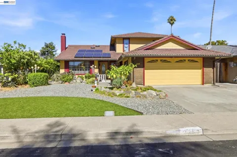 3253 Santa Isabella Ct