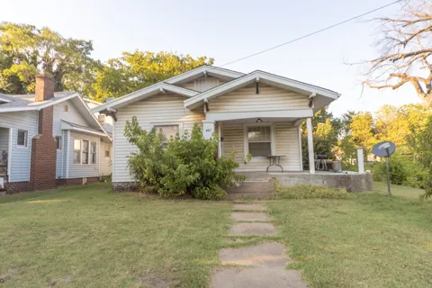 601 W Otoe Avenue