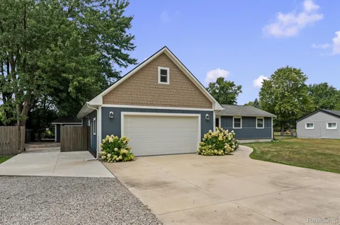 50745 Mile End Drive