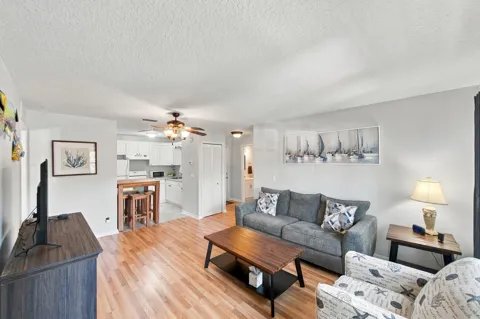 2446 SE GARDEN TERRACE #302