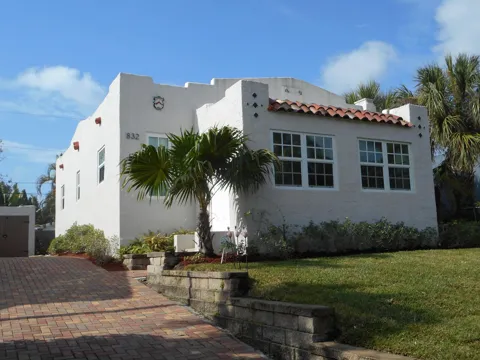 832 BISCAYNE DRIVE