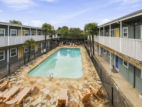 2401 Manor Road #222