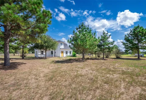 245 Country Lane
