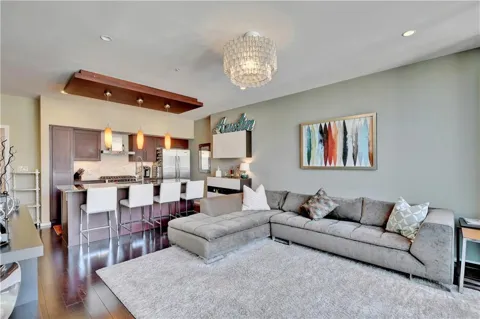 1600 Barton Springs Road #6602