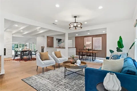 5718 Highland Hills Drive