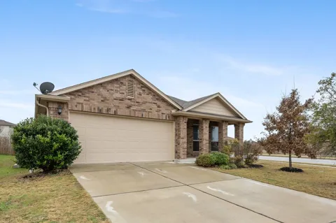 1013 Hawkeye Point Road