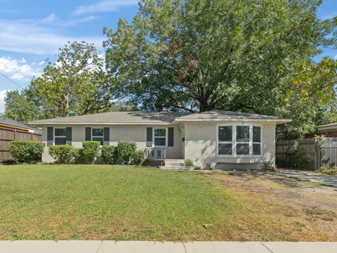 9255 Palisade Drive