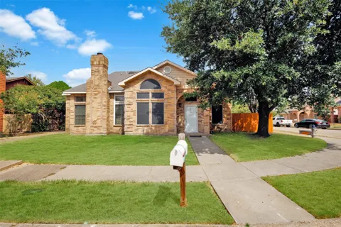 805 Brockden Drive