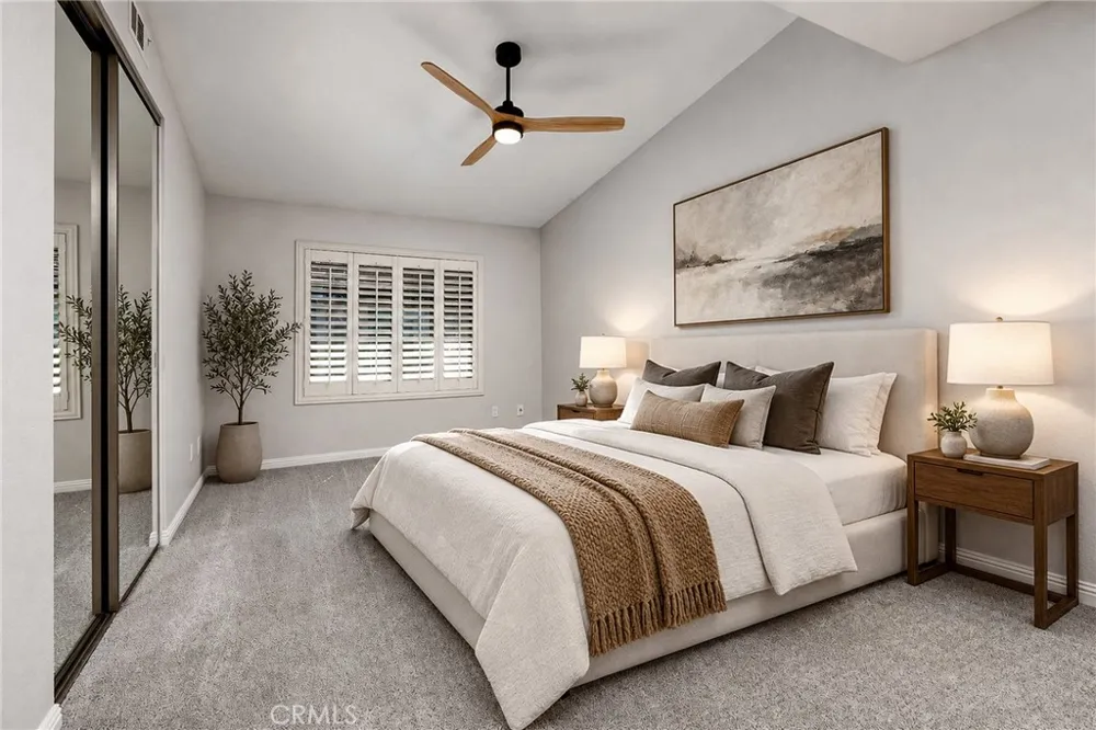 11 Sunshine Irvine, CA 92603