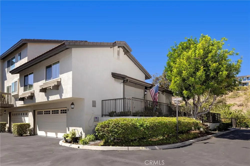 11 Sunshine Irvine, CA 92603