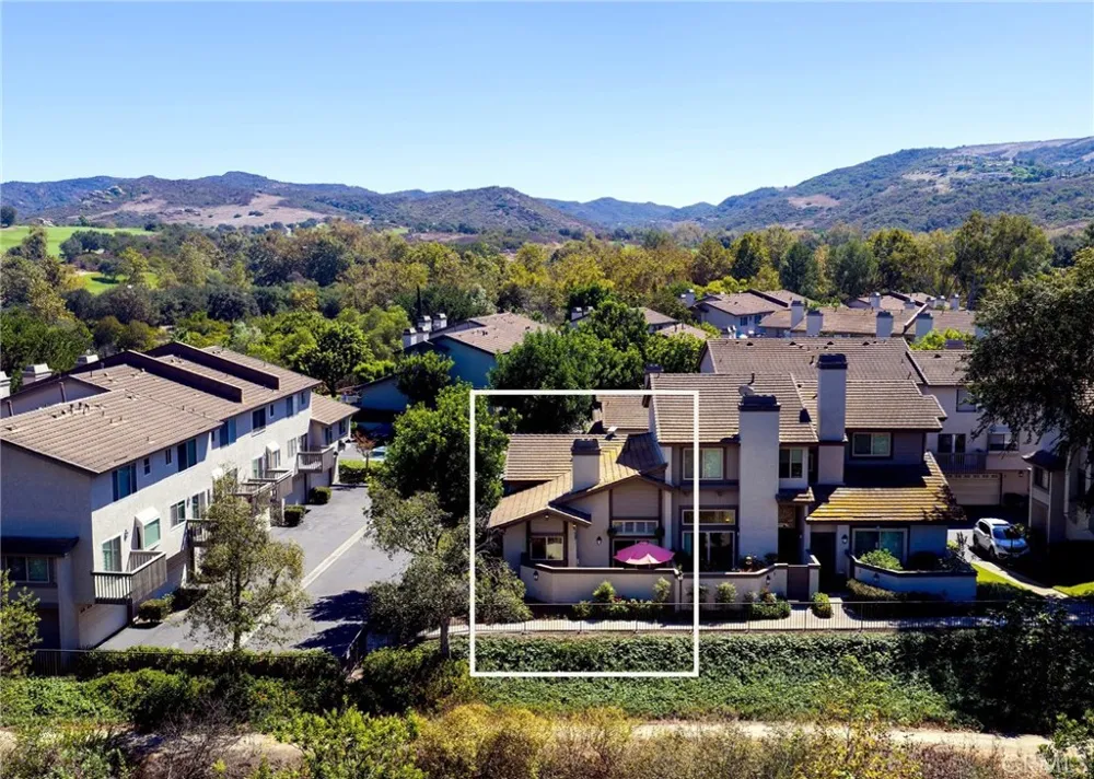 11 Sunshine Irvine, CA 92603