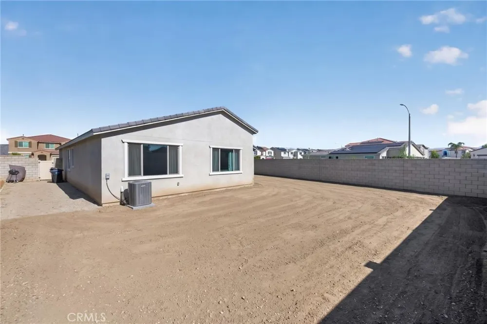 4877 Goldfinch Street Hemet, CA 92545