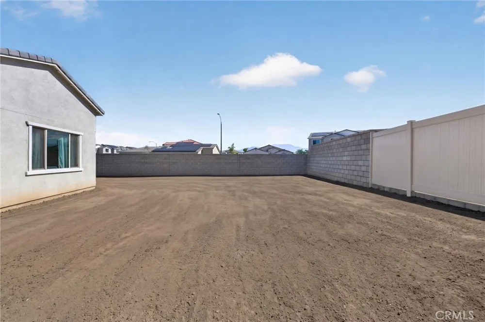 4877 Goldfinch Street Hemet, CA 92545