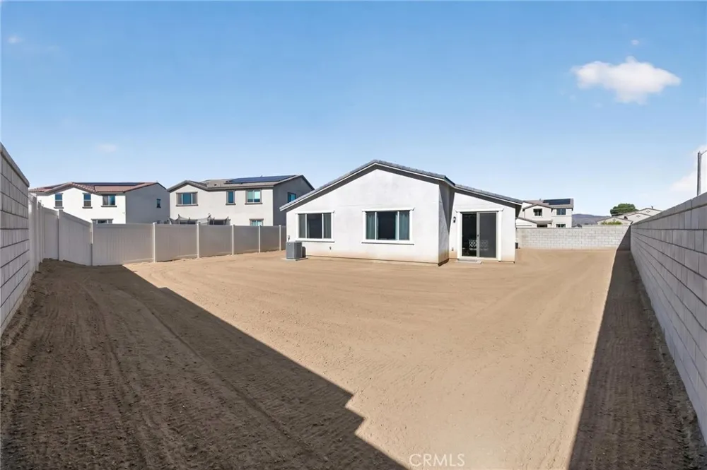 4877 Goldfinch Street Hemet, CA 92545