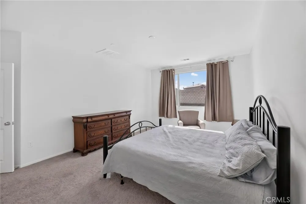 4877 Goldfinch Street Hemet, CA 92545