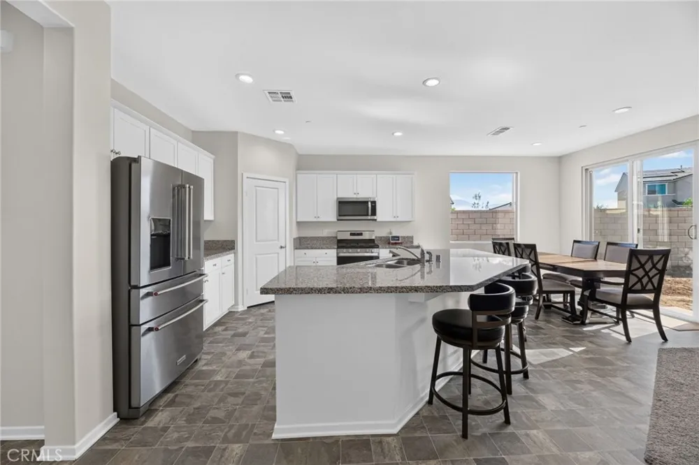 4877 Goldfinch Street Hemet, CA 92545
