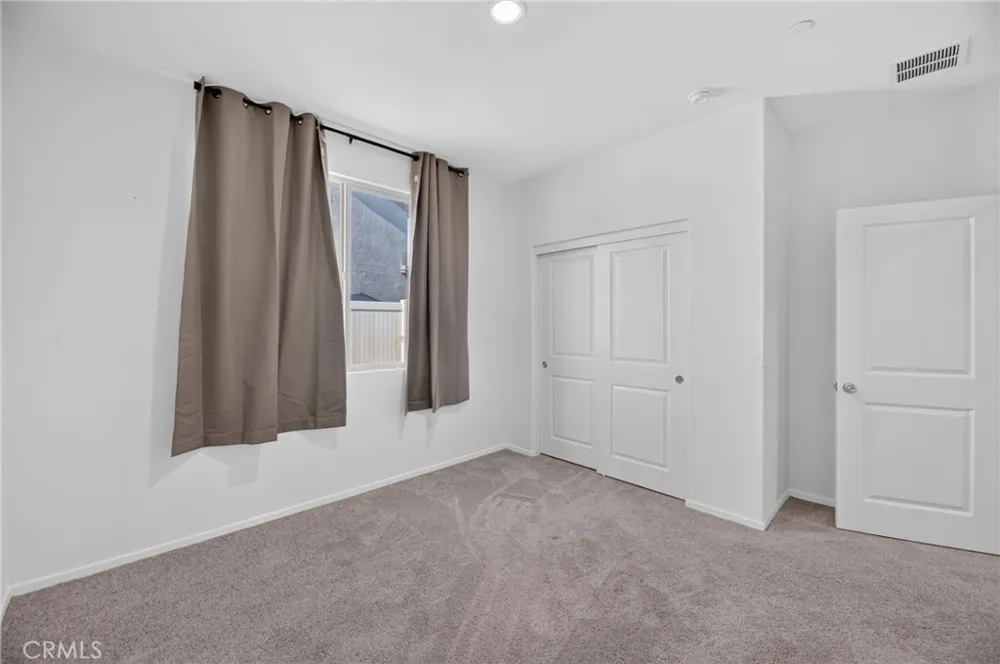 4877 Goldfinch Street Hemet, CA 92545