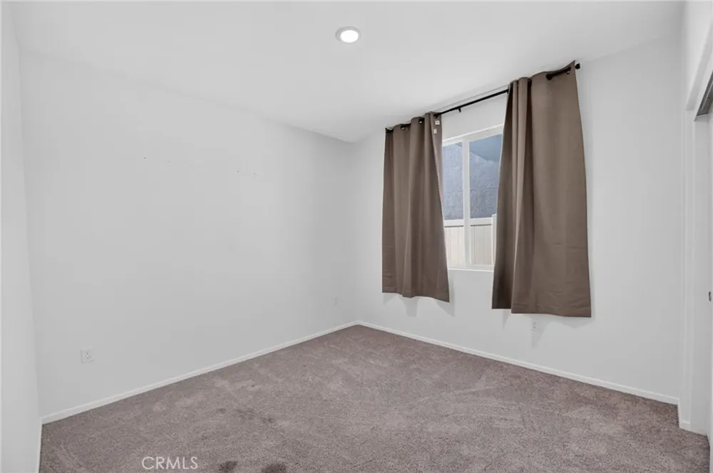 4877 Goldfinch Street Hemet, CA 92545