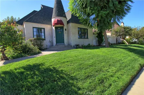 304 Normandie Court