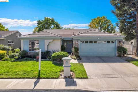 1751 Crispin Dr
