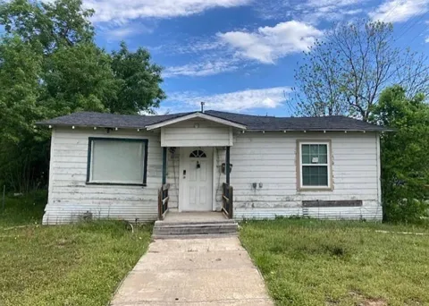 2434 S 9th Street