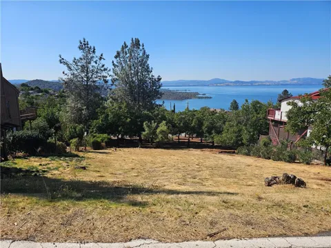 3055 Edgewood Drive