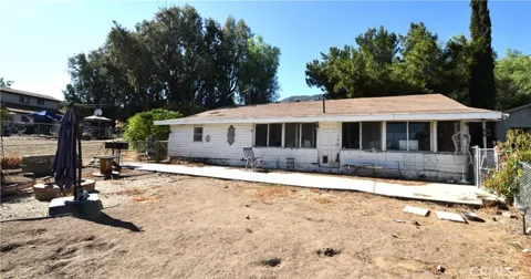 18487 Grand