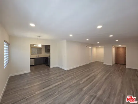 1760 S Bentley Avenue #3