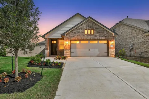 29534 Barnview Drive