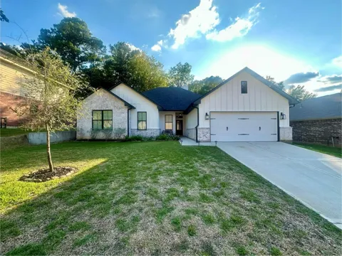 13637 Hidden Valley Drive