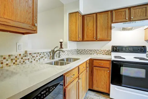 7655 Cambridge Street #7655