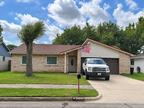 5001 Crestway Drive