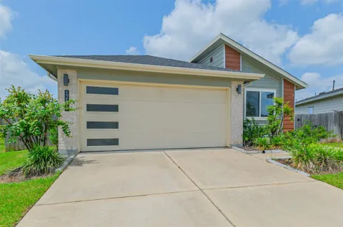 12534 Newport Arch Lane