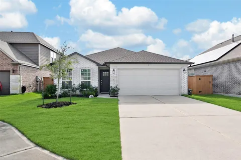 15111 Dalmak Green Drive