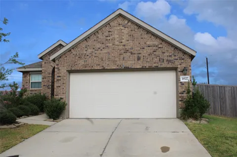 18527 Gold Hollow Court