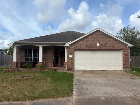 2103 Kingfisher Court