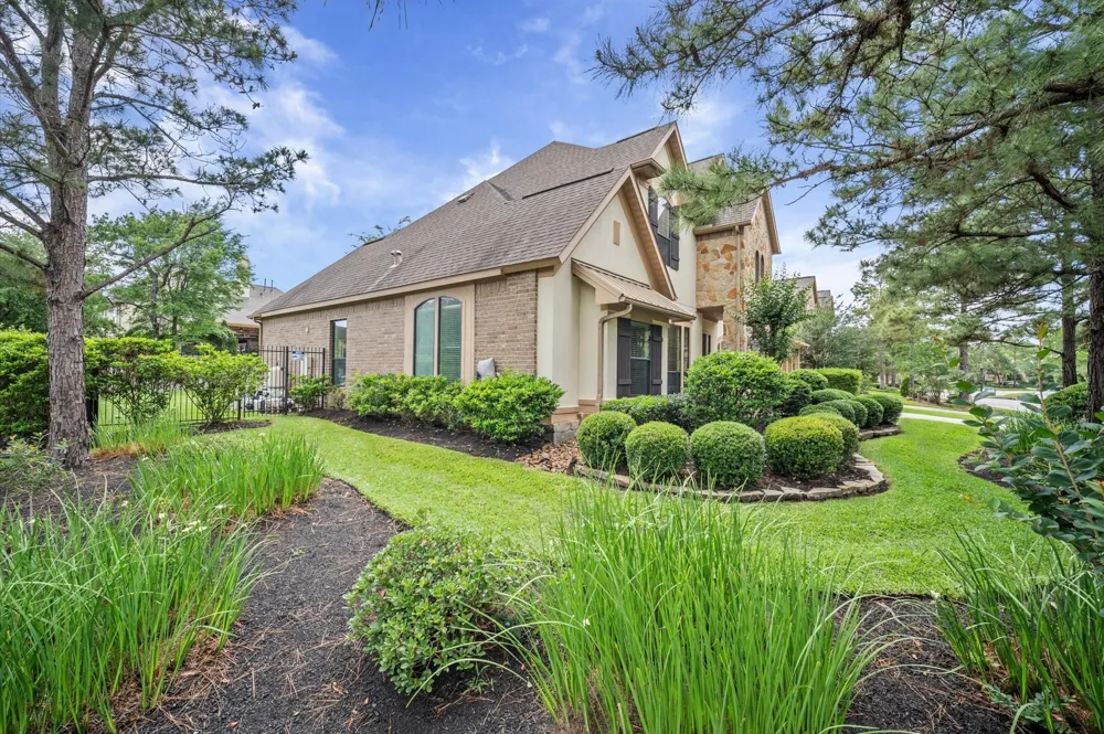 241 W Tupelo Green Circle Spring, TX 77389