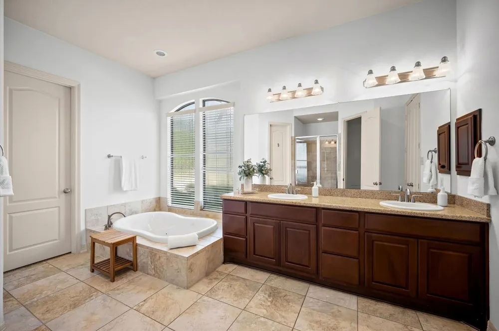 241 W Tupelo Green Circle Spring, TX 77389